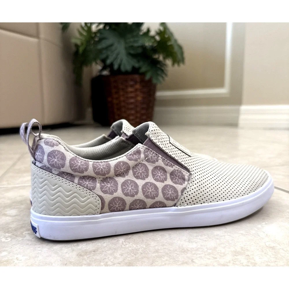 Xtratuf  Salmon‎ Sisters Sharkbyte Shoe Beige Purple Sand Dollar Sz 11 Slip On